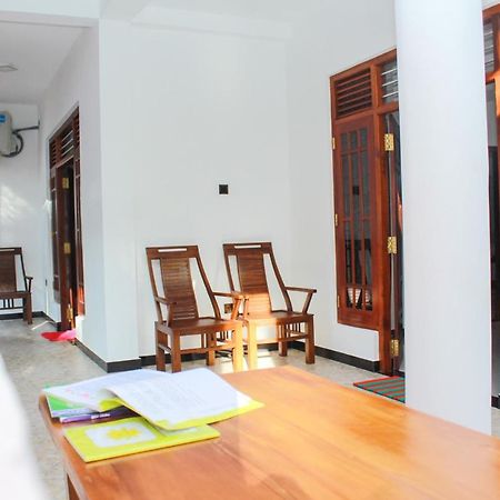 Temple Tree Mirissa Hotel Bagian luar foto
